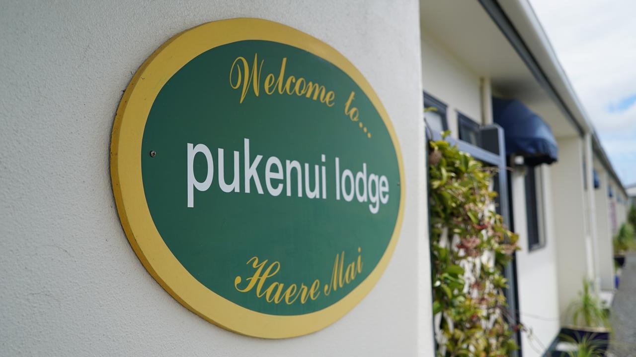 Pukenui Lodge Motel Exterior foto
